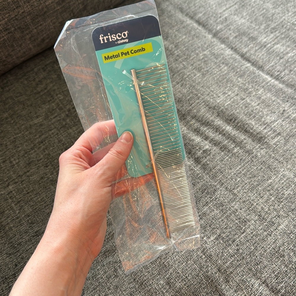 Metal pet comb